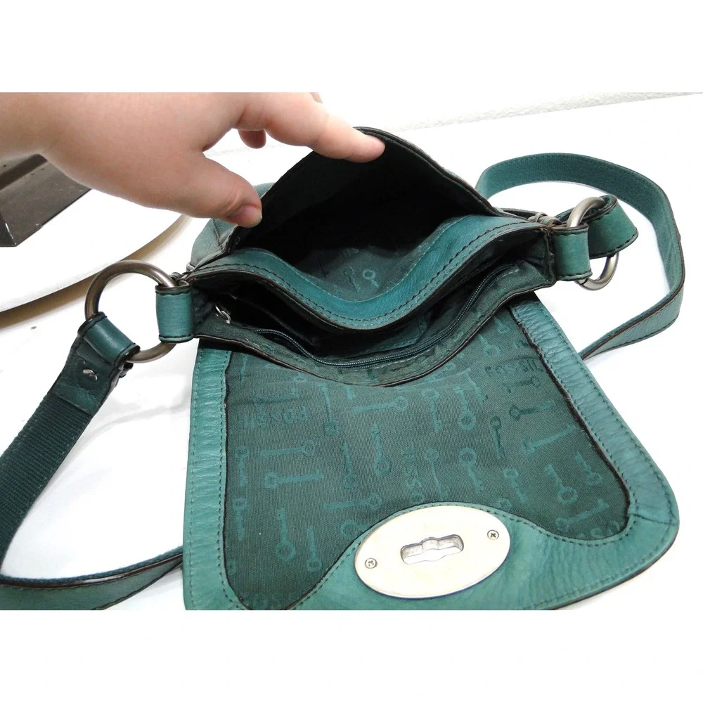 Fossil‎ Long Live Vintage 1954 Teal Leather Crossbody Bag Turnlock Small